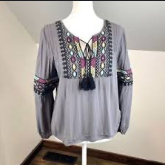 Solitaire embroidered Longsleeve Blouse tassel size L - Picture 1 of 4